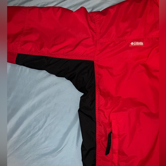 Wisconsin Badgers Columbia 2 in 1 Jacket - Picture 5 of 8